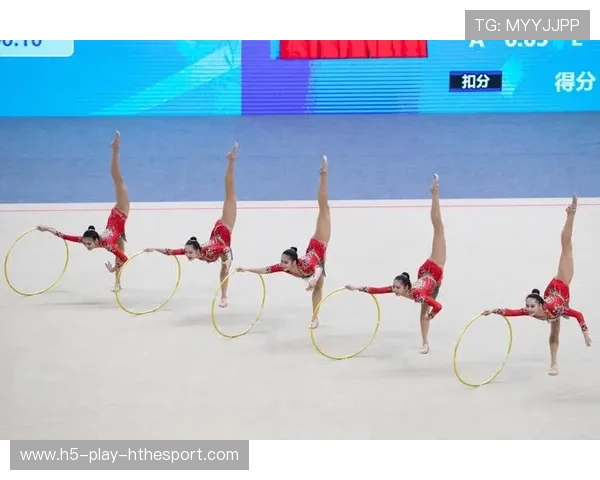 体操全能冠军技压群雄，评分满堂彩